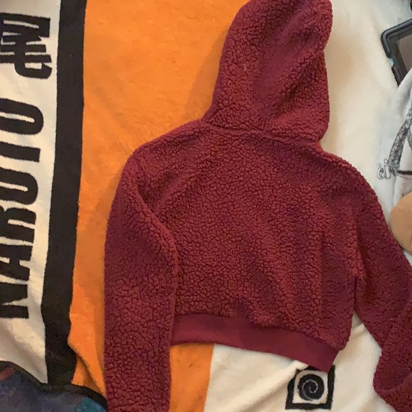 Cropped Fuzzy Teddy Jacket - Picture 2 of 2